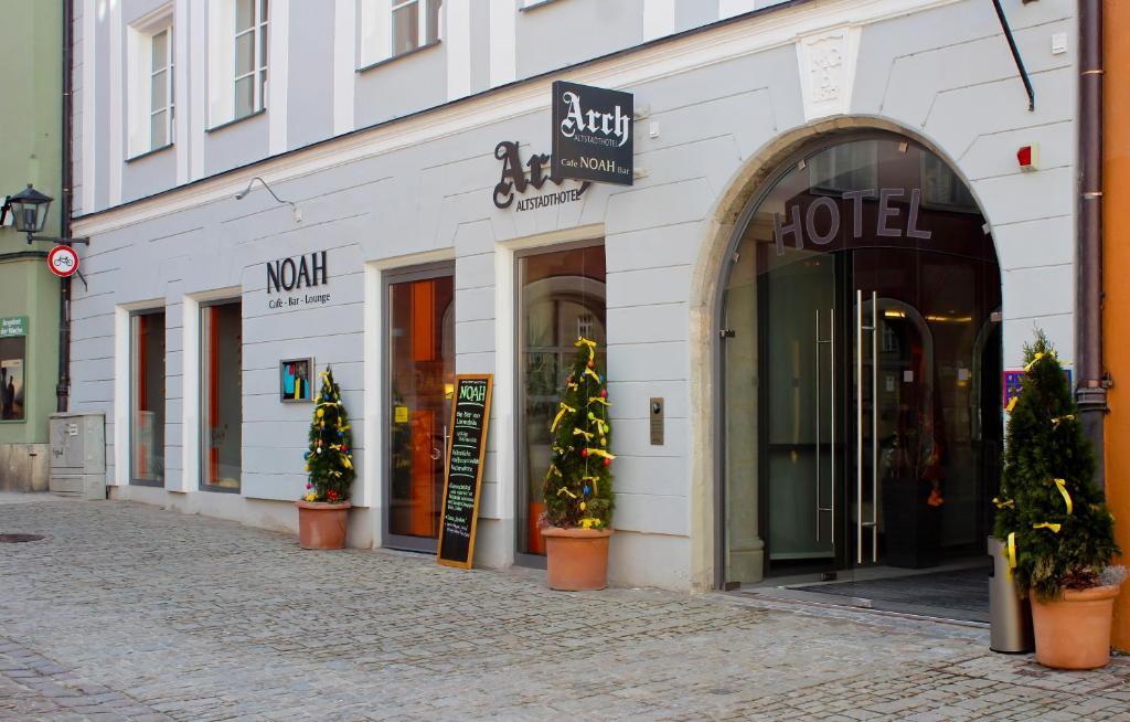 Altstadthotel Arch Regensburg Exterior foto