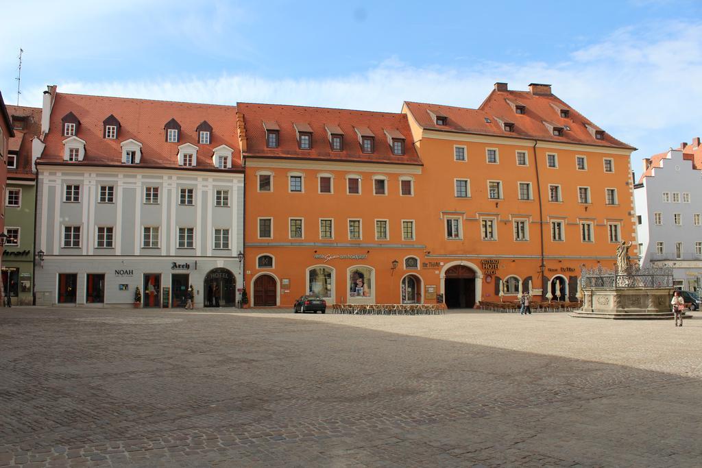 Altstadthotel Arch Regensburg Exterior foto